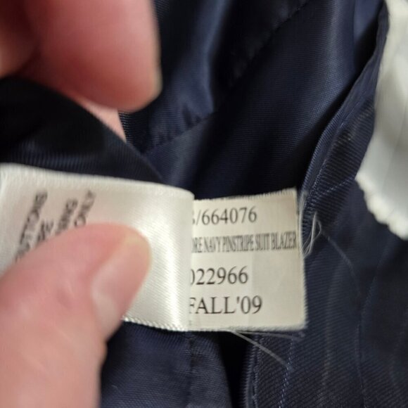 Banana Republic Navy Pinstripe Modern Fit Single Breasted Blazer Sz 42R - Picture 10 of 10